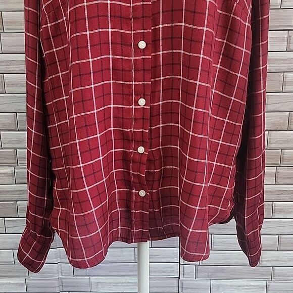 Tommy Hilfiger womens plaid button-down shirt Size M - Picture 3 of 11